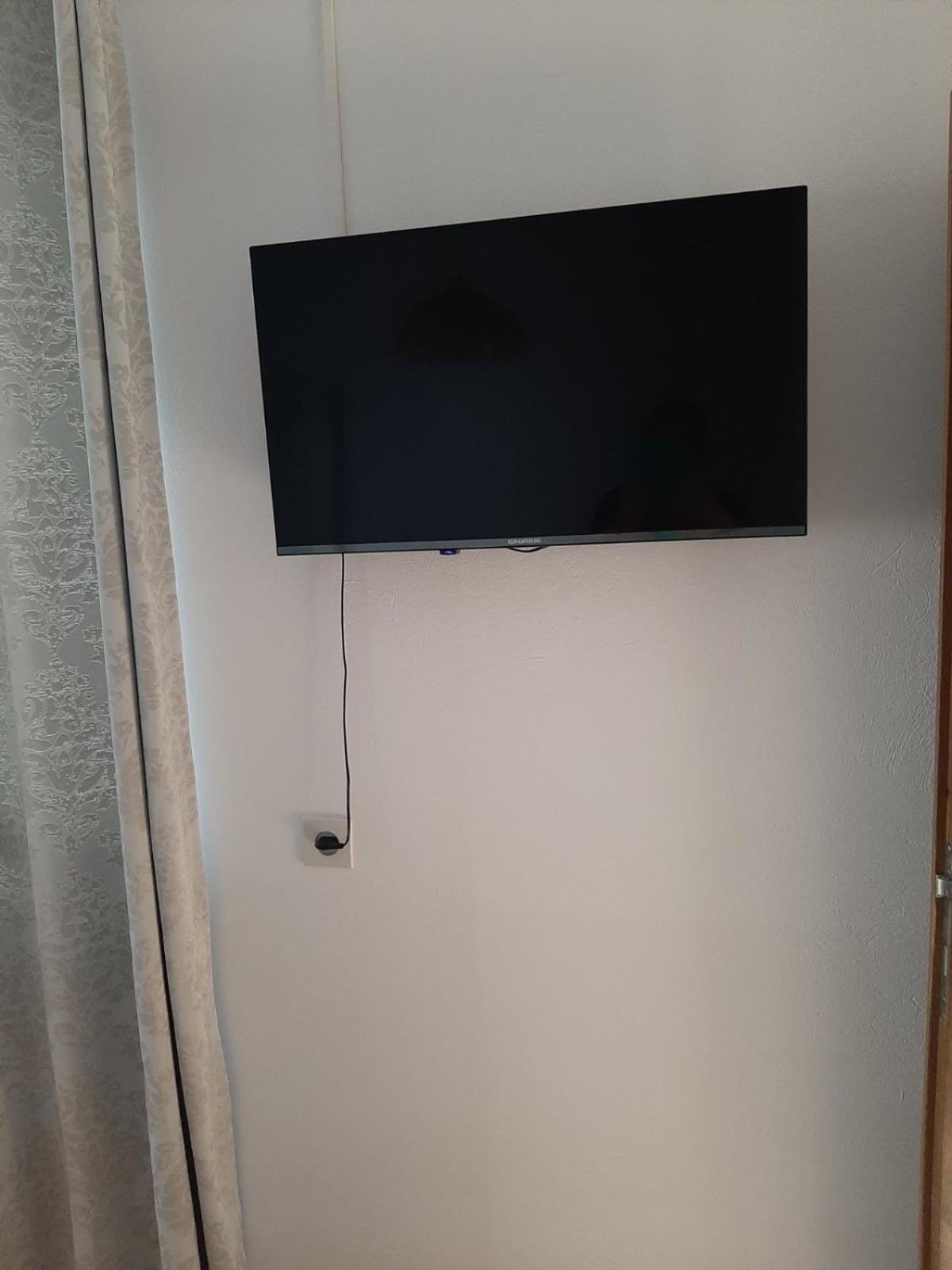 Apartmani Banina Ika Esterno foto