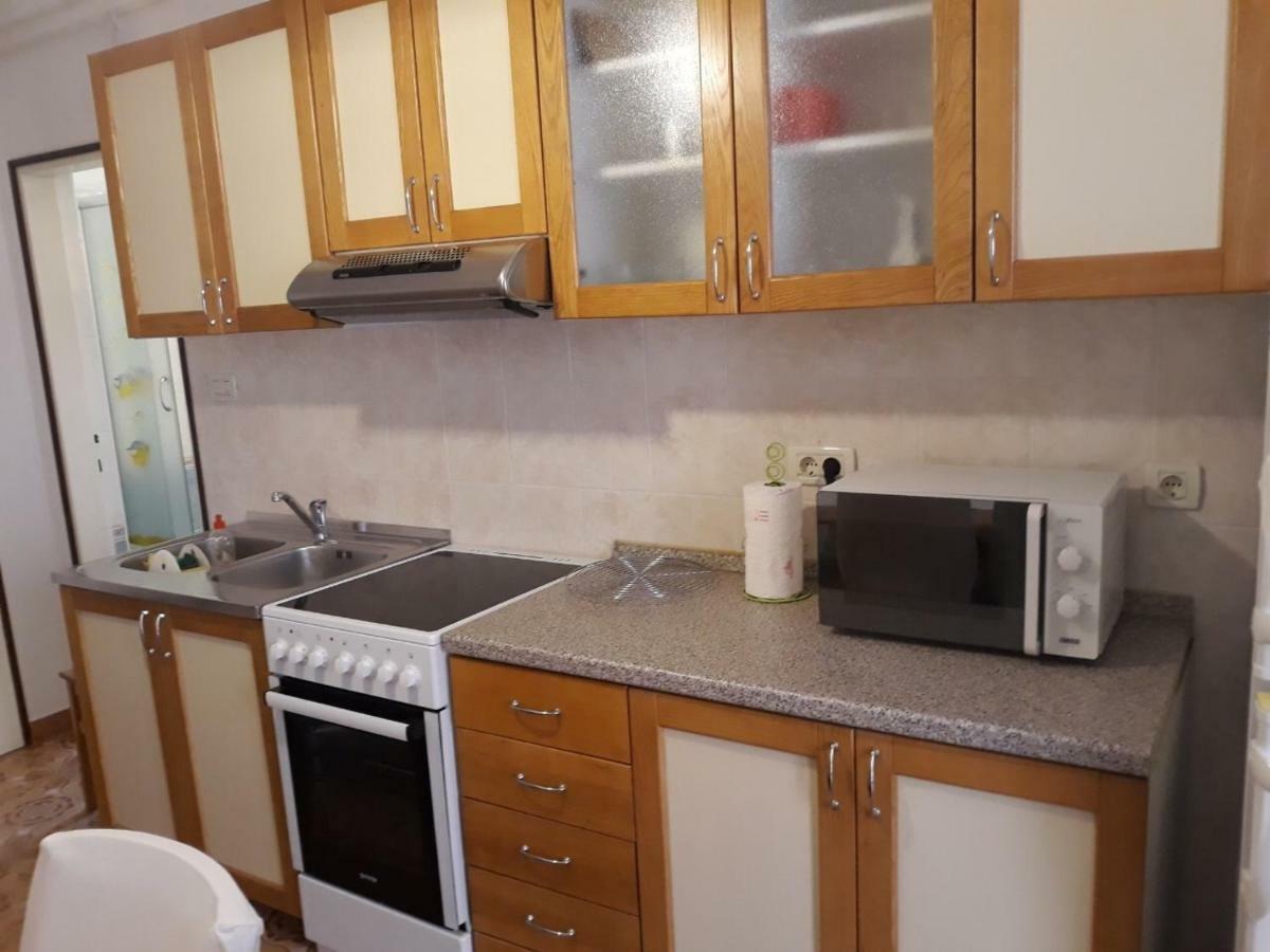 Apartmani Banina Ika Esterno foto
